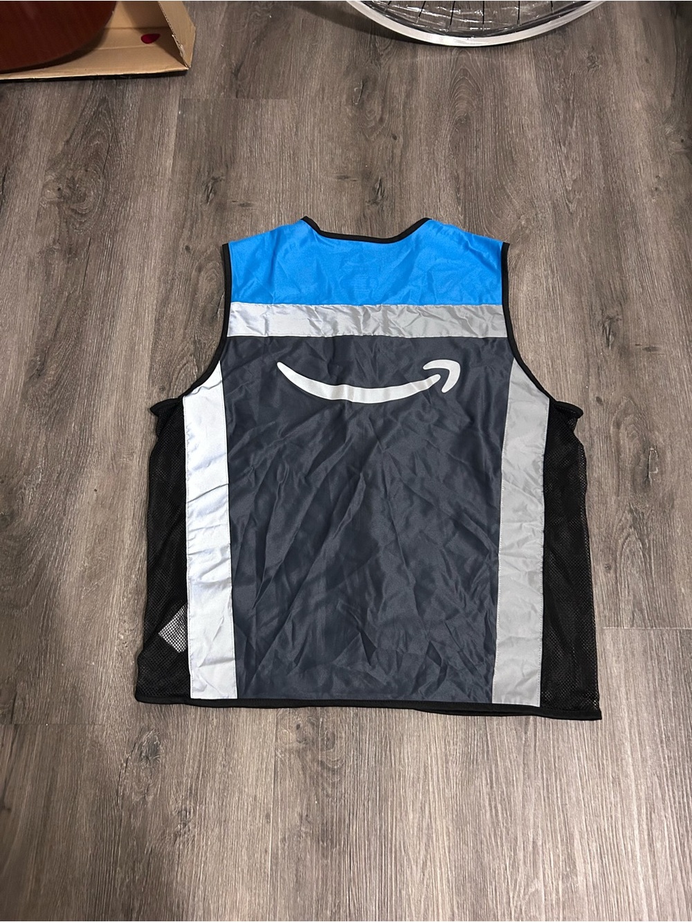 Amazon high visibility vest Sz XS/Small work uniform blue gray Luly Yang - Picture 4 of 6